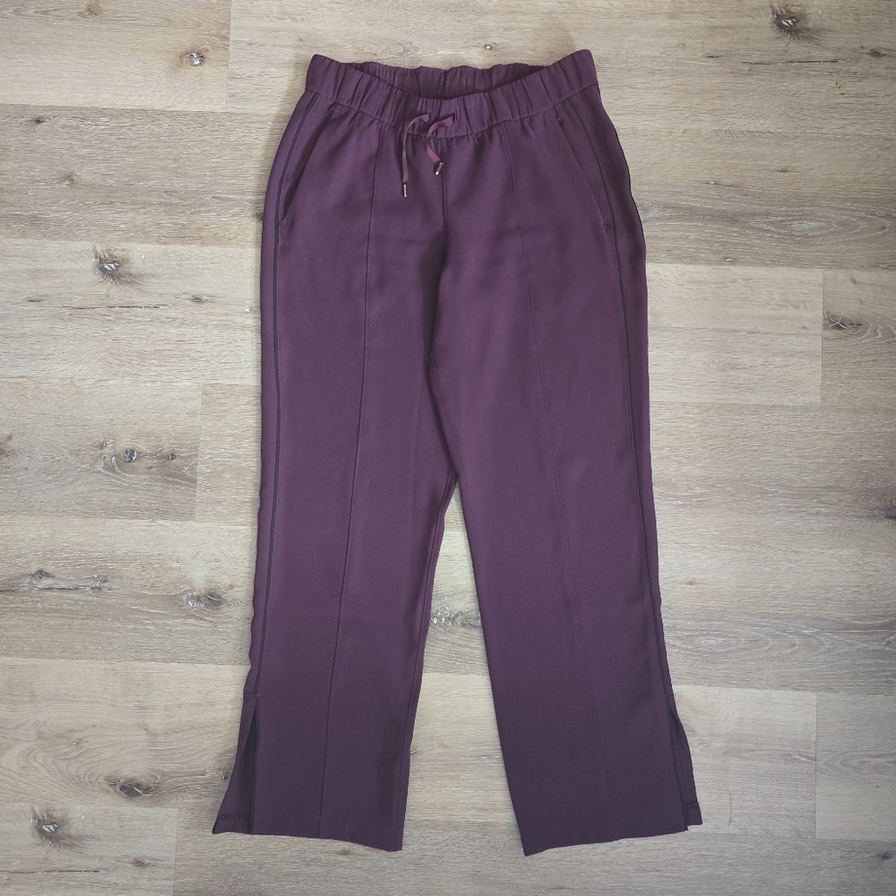 Womens Lululemon On The Right Track Pant Size 10 Maroon